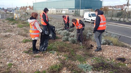 Keeping the port clean and tidy