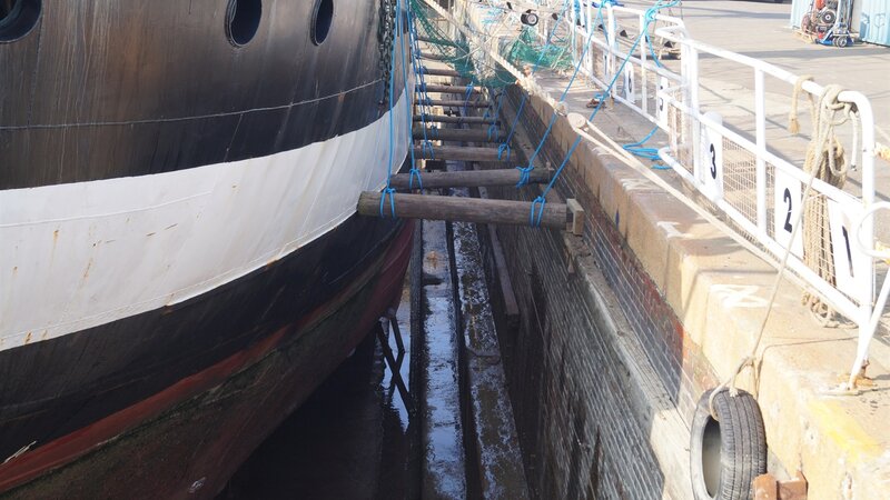 Port welcomes pelican of london to dry dock