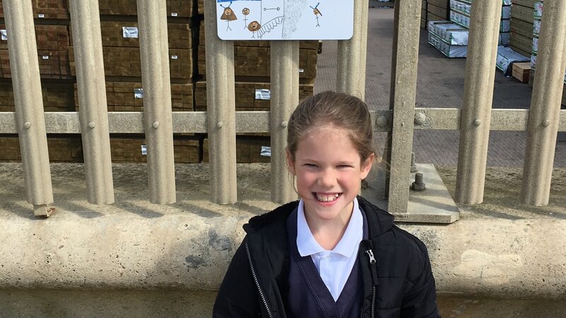 Port celebrate wind energy with local school children