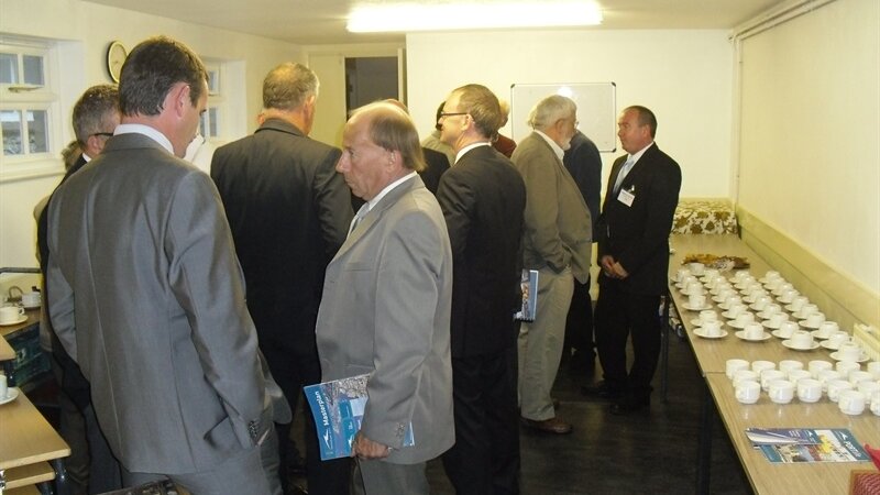 Voice your thoughts about the port