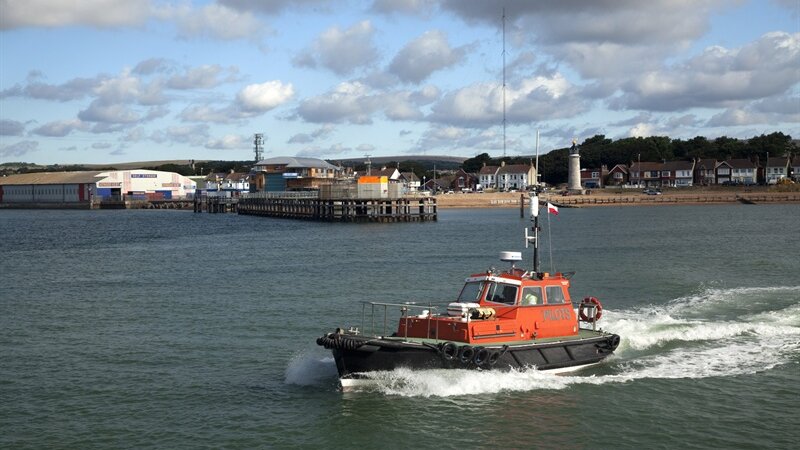 Shoreham Port retaining and recruiting