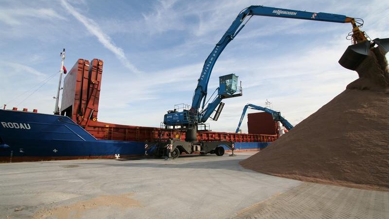 6,000 tonnes of rock salt discharged in just 3 days