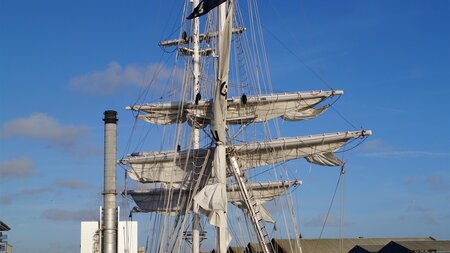 Port welcomes impressive 32 metre sailing vessel