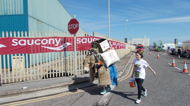 Thousands race through the port for the 4th Brighton marathon