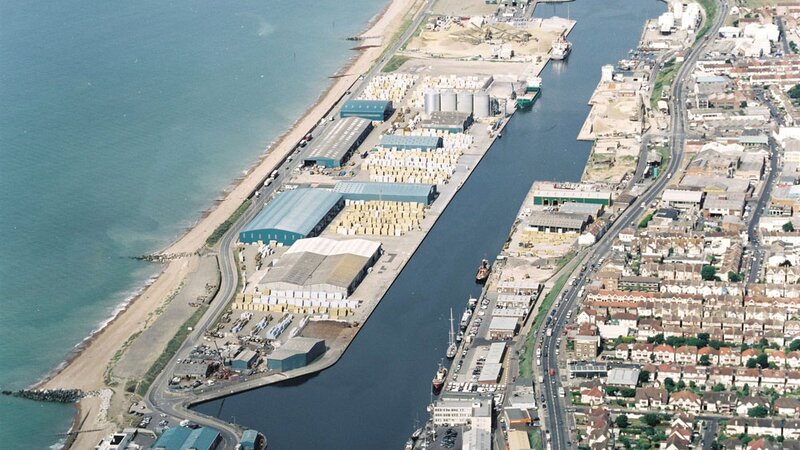Shoreham Port form renewable energy partnership