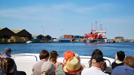 Port host record breaking week of boat tours