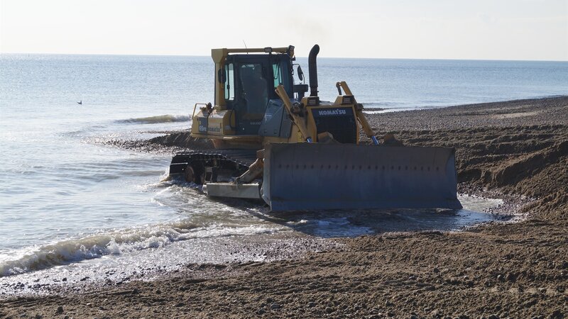 Port plans to protect beach levels explained