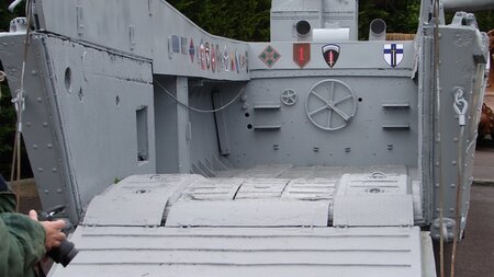 Shoreham Port remembers d-day