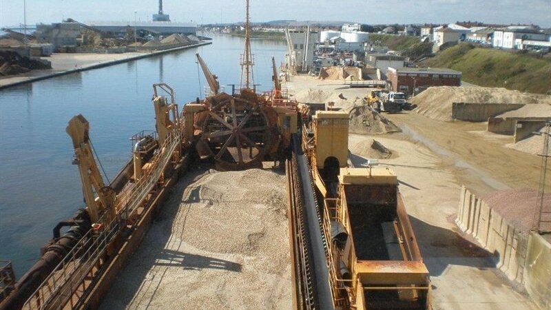 Thriving commercial port