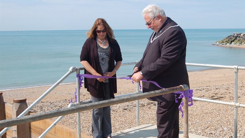 Shoreham Port support Southwick beach