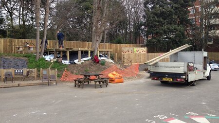 All hands on deck: port engineers build creative outdoor classroom