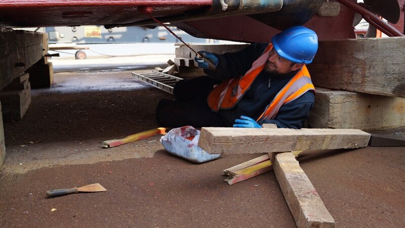 Work boat juno sets to sea