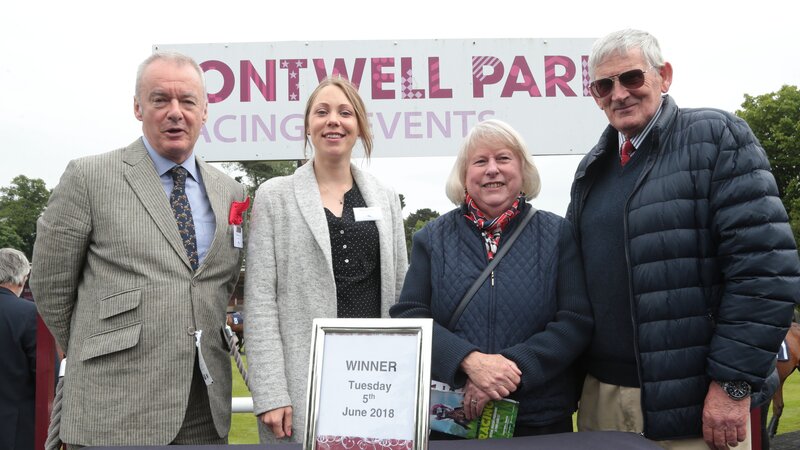 Shoreham Port customers enjoy annual raceday