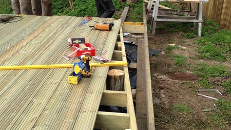 All hands on deck: port engineers build creative outdoor classroom