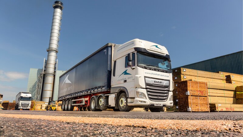 Shoreham Port celebrates success of new transport service