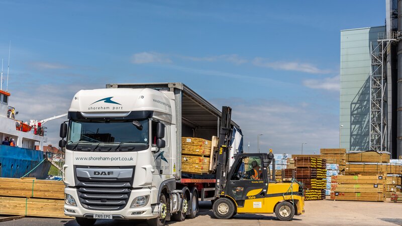 Shoreham Port celebrates success of new transport service