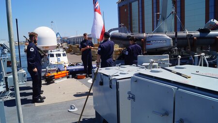 Hms Shoreham receives warm welcome back to her namesake port