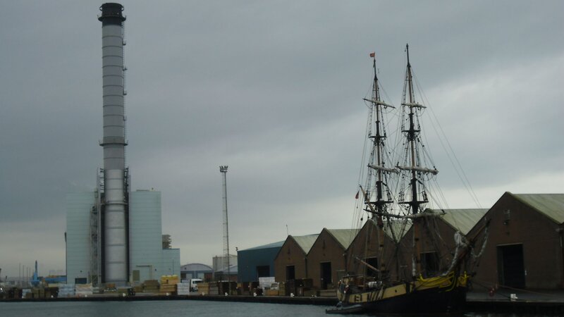 Hornblower's ship seeks refuge in Shoreham Port