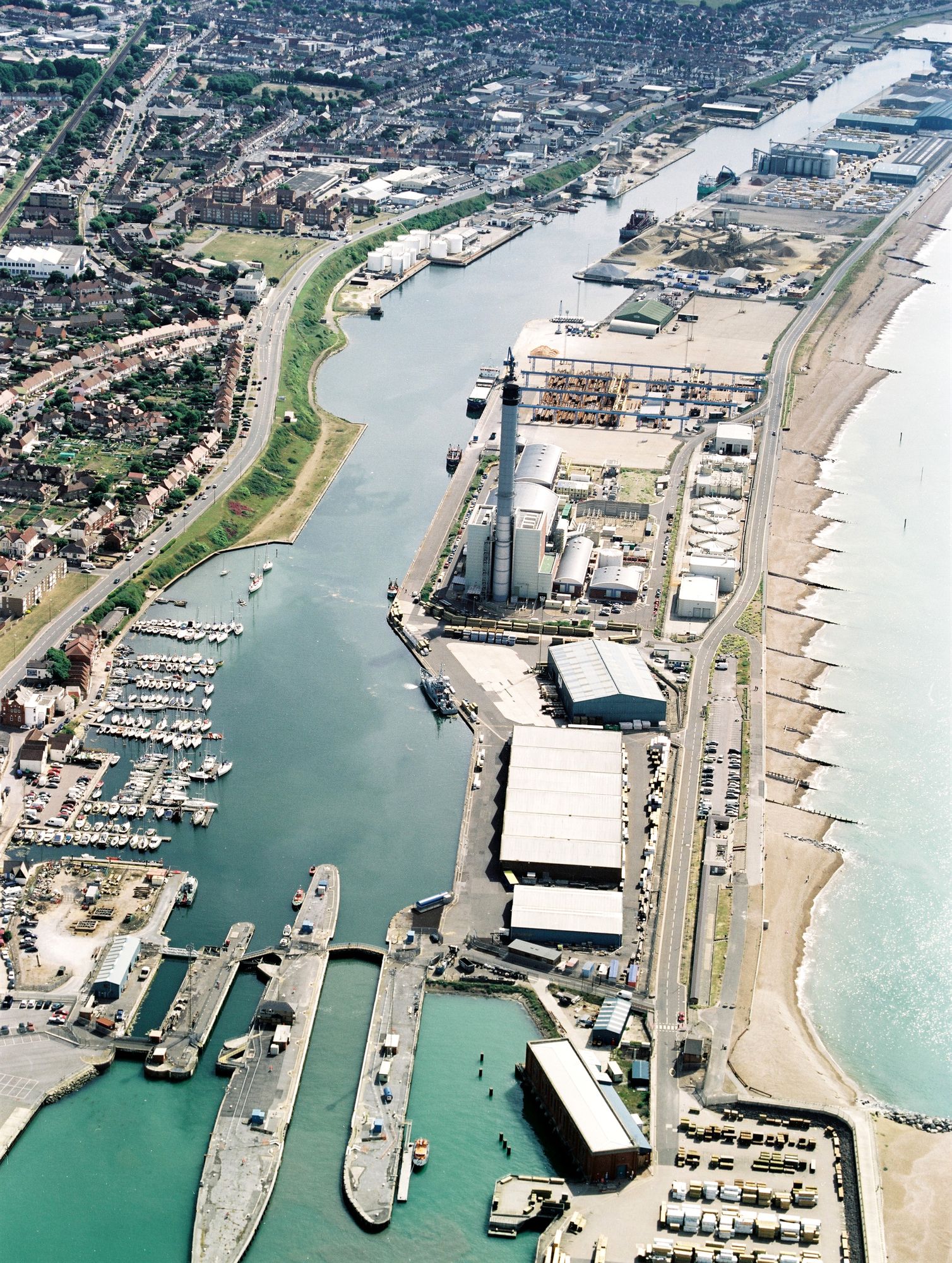 Shoreham Port form renewable energy partnership